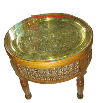 mesa egipcia de madera 