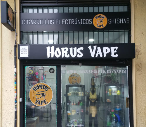 Fotografía de la tienda de vapeo y cigarrillo electrónico